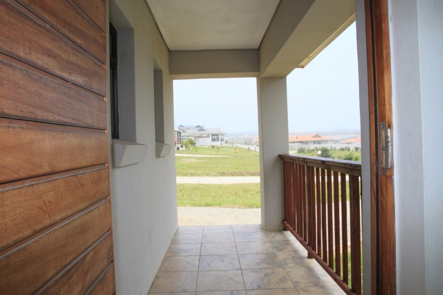 To Let 2 Bedroom Property for Rent in Kidds Beach Eastern Cape